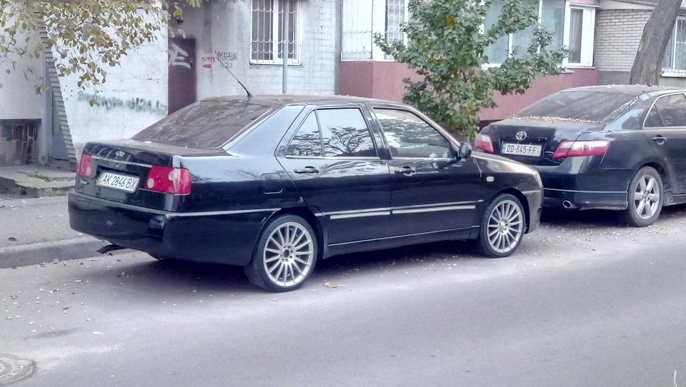 Колеса. 50% зовнішності авто.