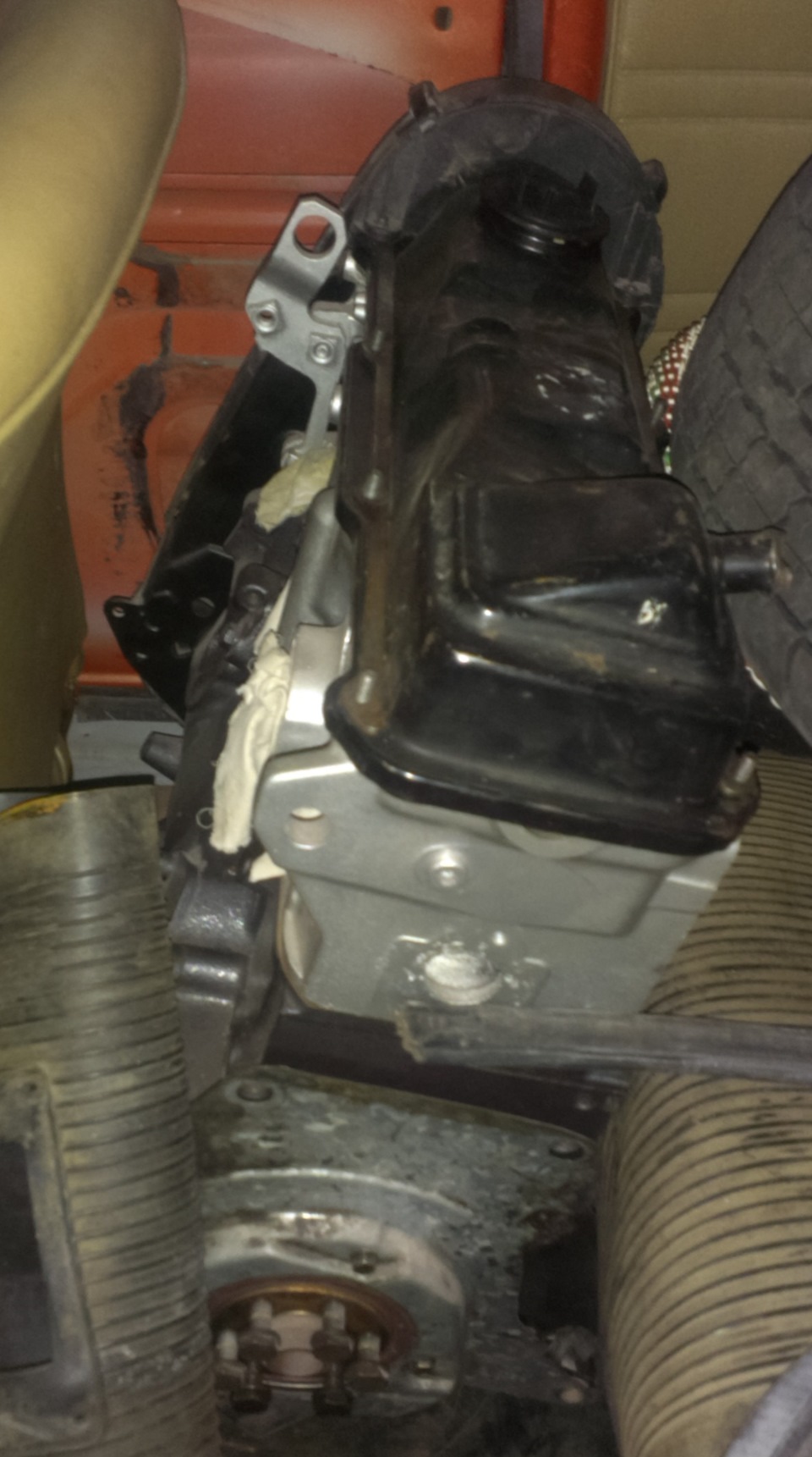Двигун 1.8 VW 1