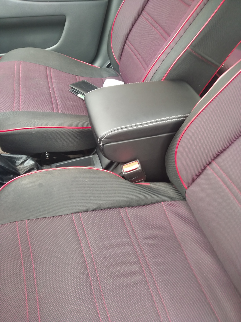 Підлокітник Armrest 3