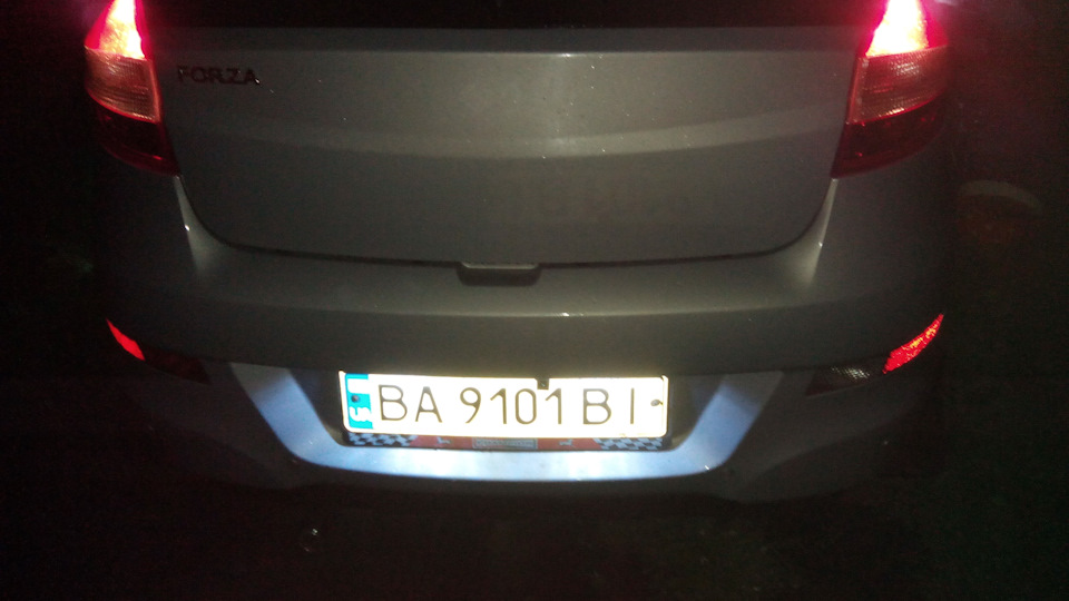 Установка 2din магнітоли та камери заднього виду. 4