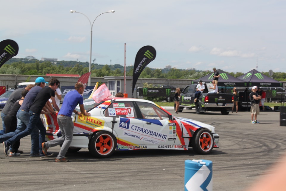 SIA 2013 Drift 1