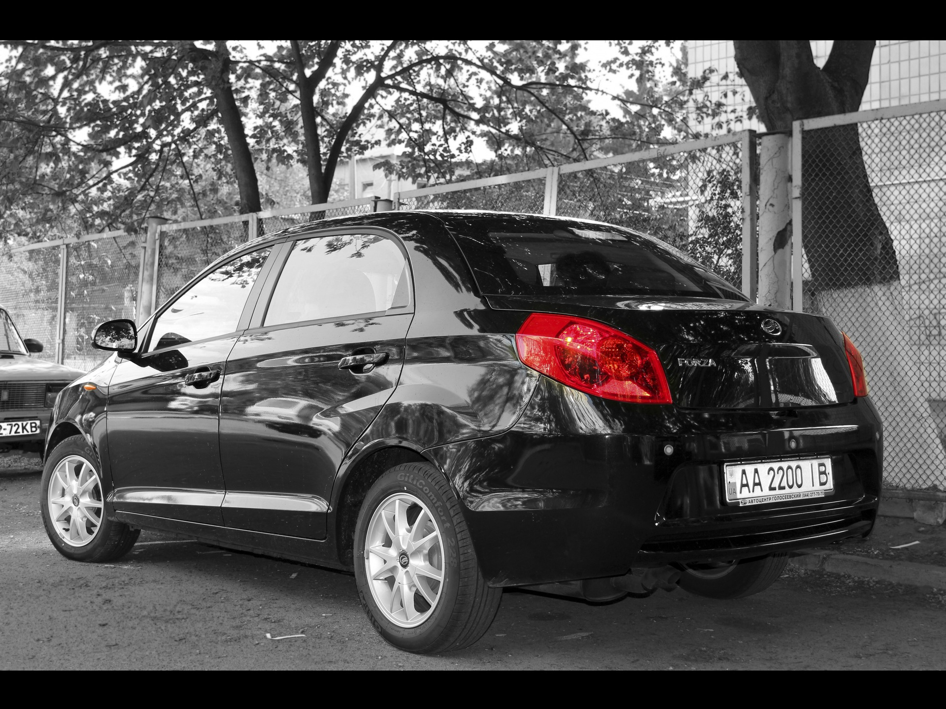 Автомобіль у профіль 5