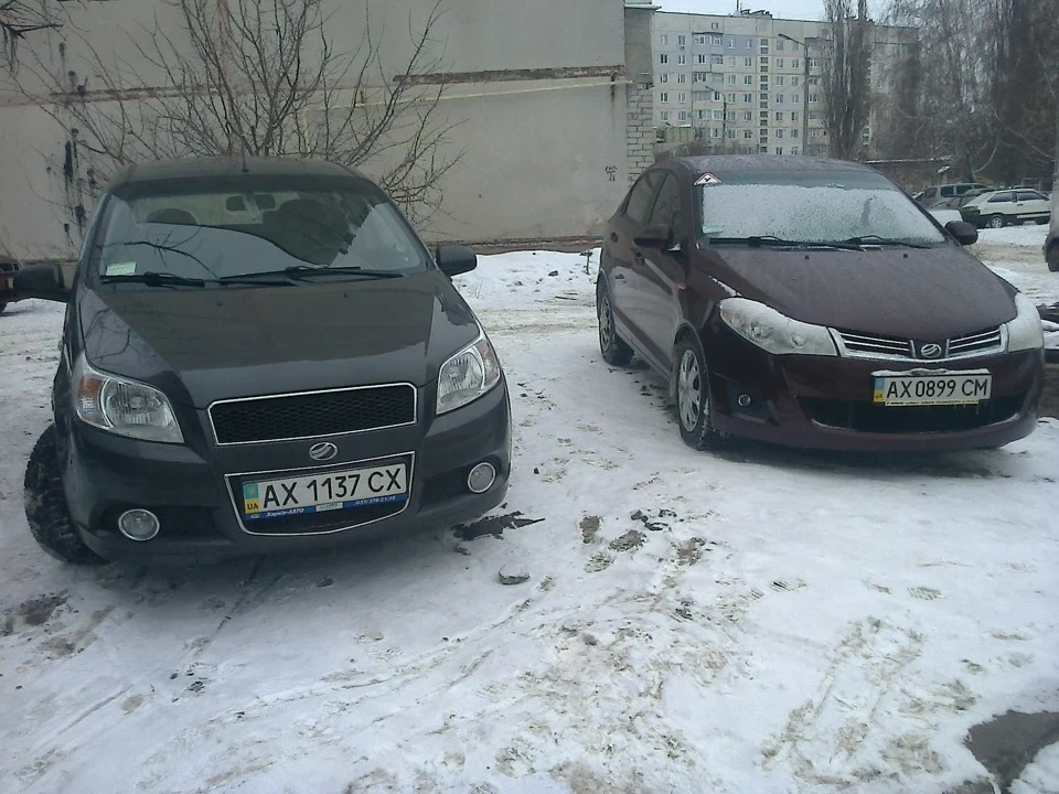 собрат припаркувався)