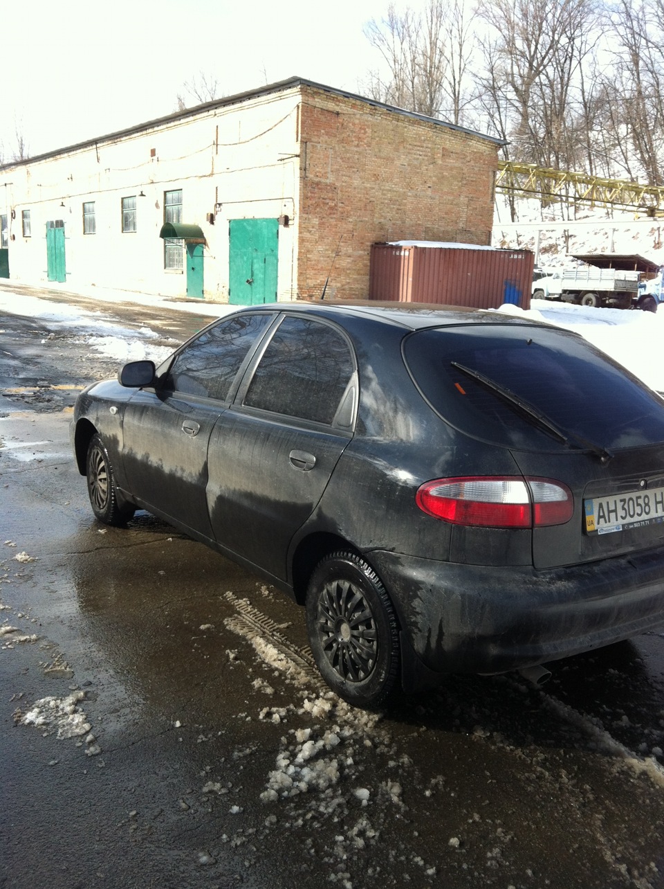 Стокова шумо-теплоізоляція підкапотного простору 1