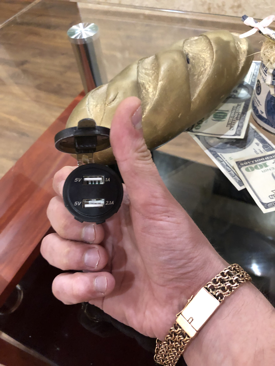 USB розетка в Lanos 2