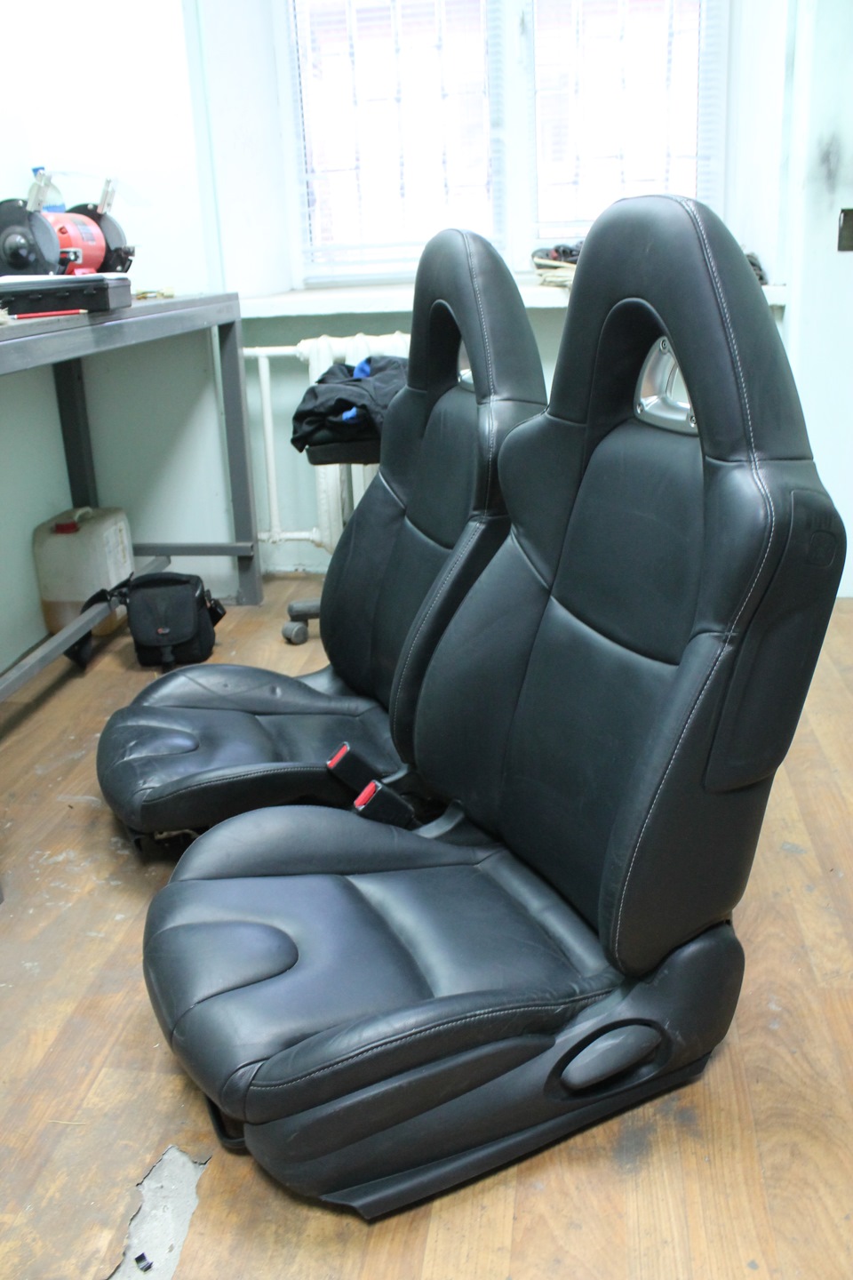 Переднє сидіння Mazda RX-8. Підготовка. Ч1. 4