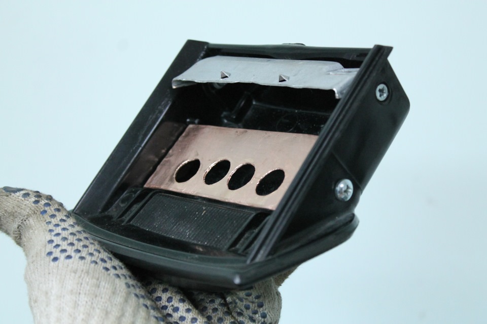 Push-button station в попільничку. 5