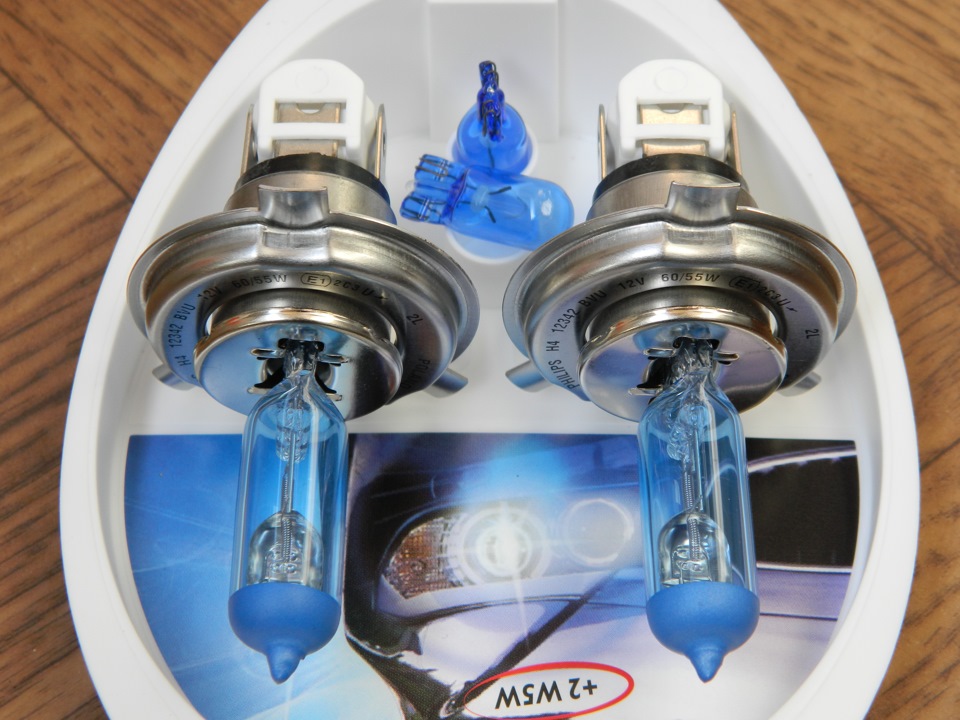 Встановлення ламп PHILIPS Blue Vision Ultra 3