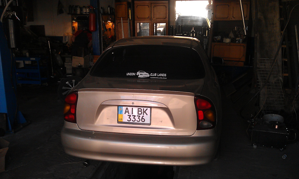 Глушник від Saab 2