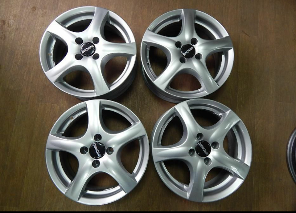 Ronal r42(15 et38, j6.5)+Delfin dk7000 2