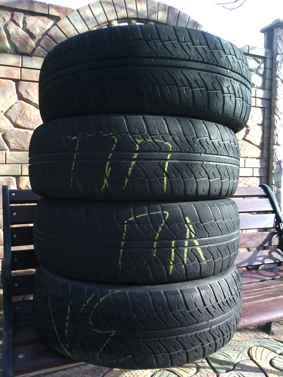 Продам гуму ROSAVA 185/60R14 (ЛІТО) на ДОПАЛ ... ПРОДАНО 300грн. 4