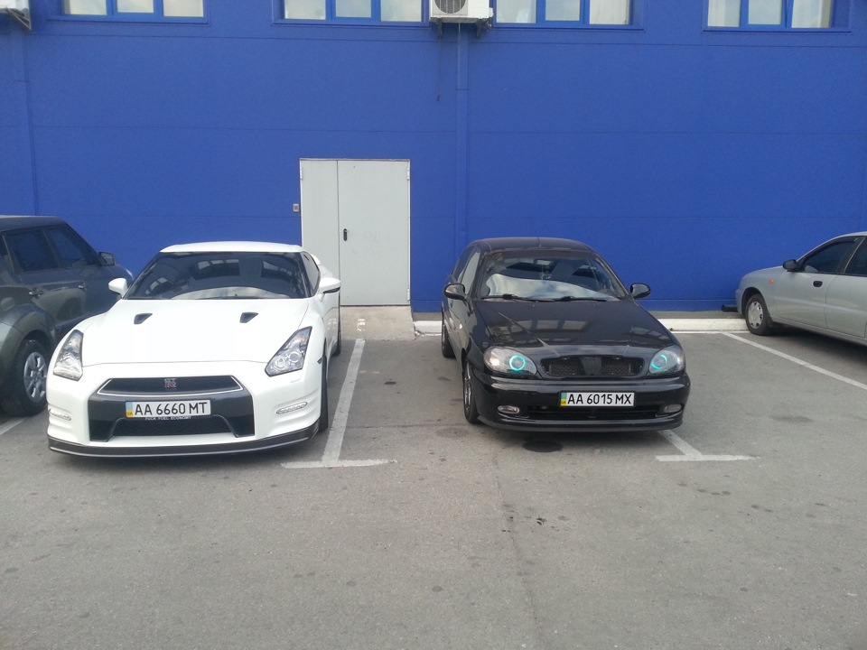 Я і Nissan GTR 3