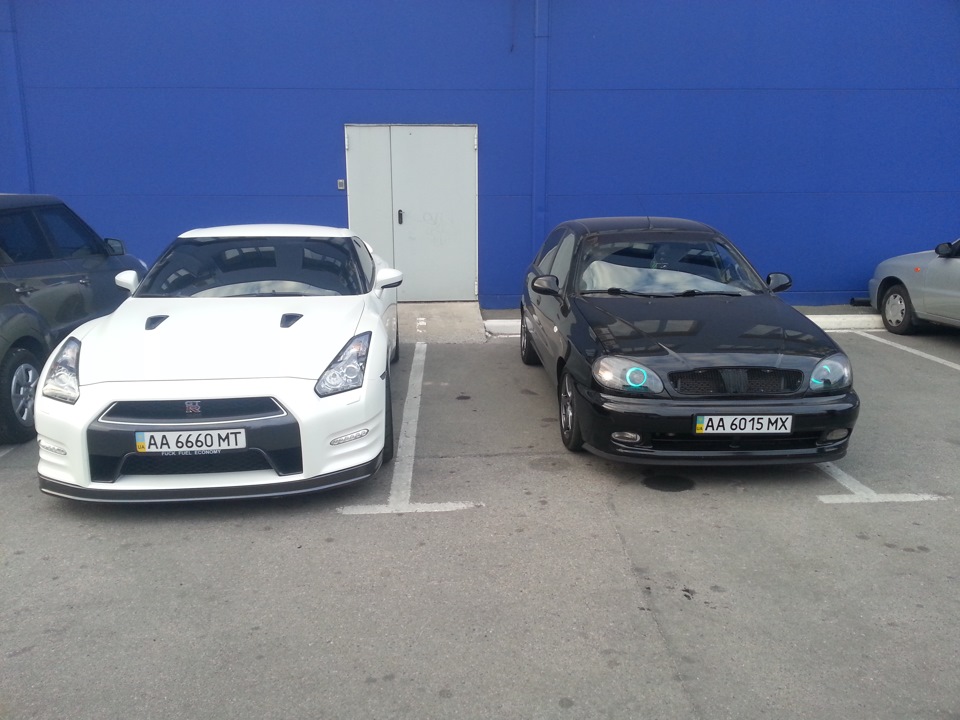 Я і Nissan GTR 2