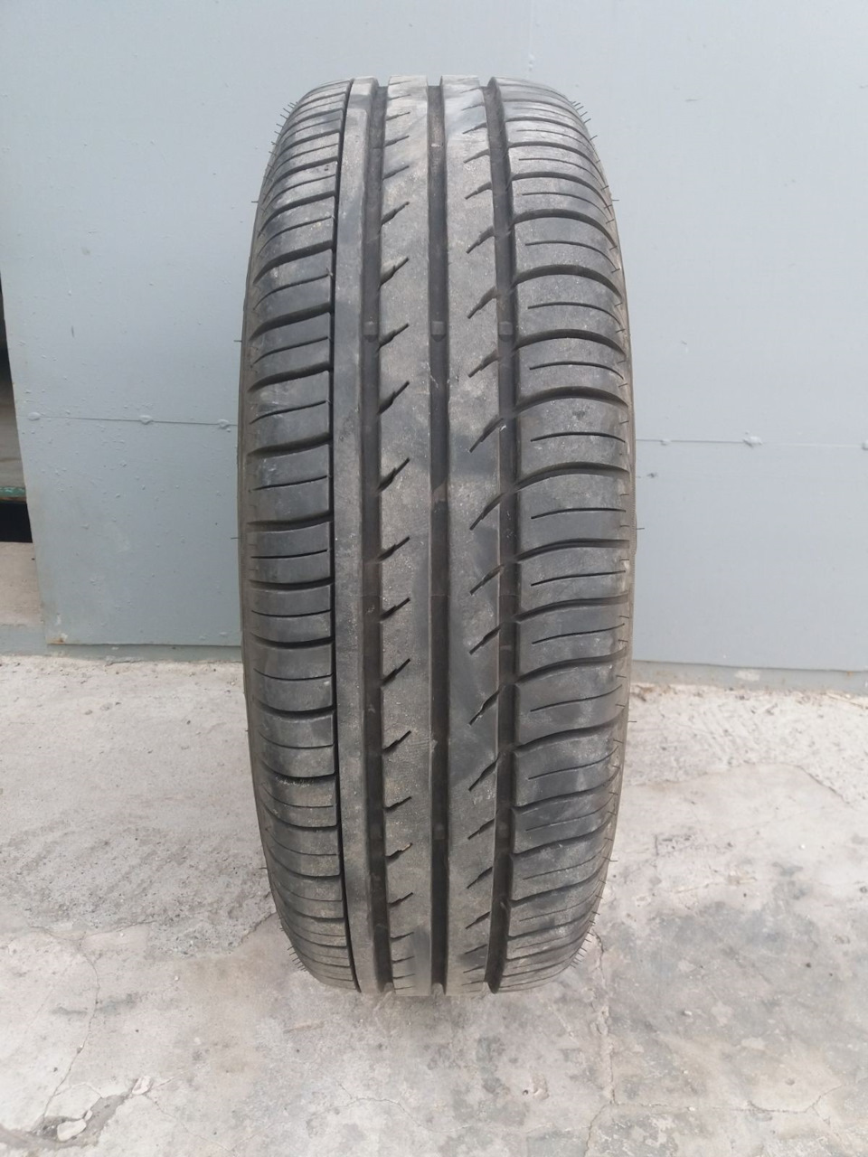 Поставив гуму 185/65 R14 3