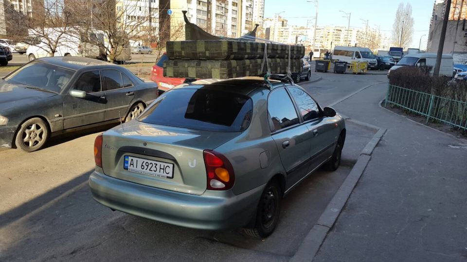 Універсальний багажник на дах 3