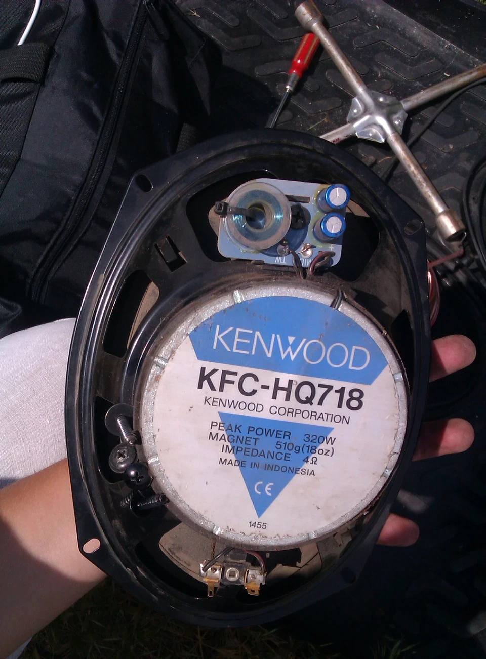 Овали в полицю KENWOOD KFC-HQ718-(320W)