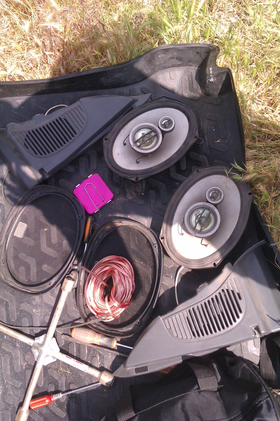 Овали в полицю KENWOOD KFC-HQ718-(320W) 2