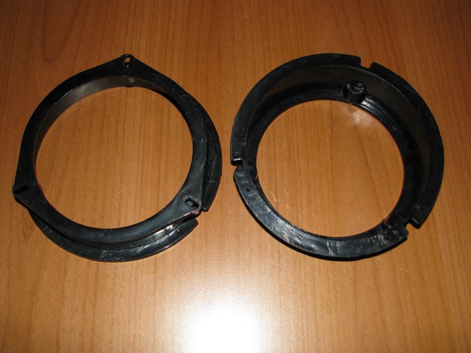 Колонки JBL 2