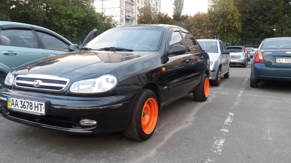 Продаю свій ланос 1