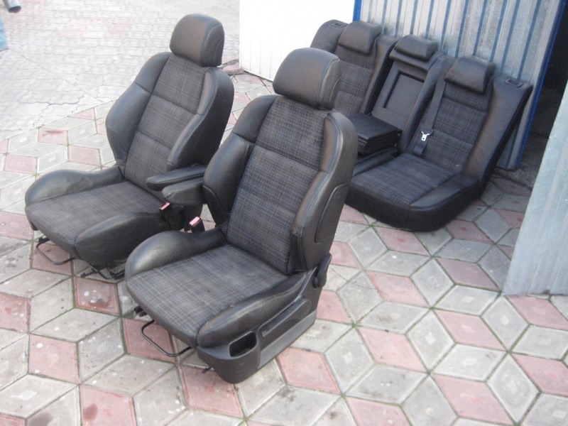 Сидіння 3