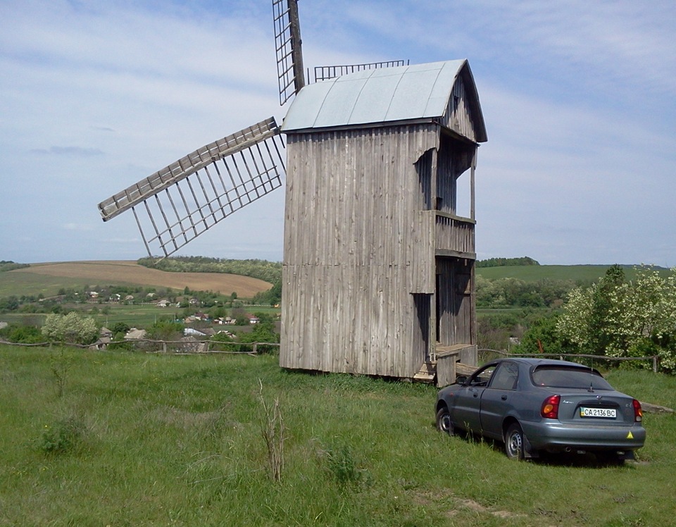 Є в Україні місця... 3