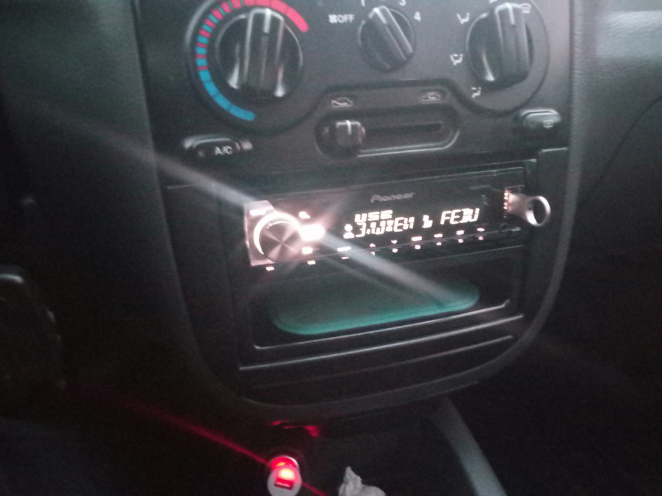 Обновлення Pioneer mvh-x580bt 1
