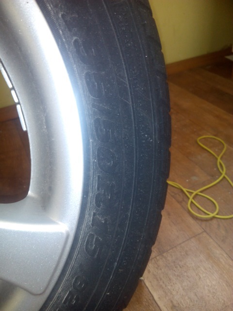 Продам пару Dunlop SP Sport 10 3E 195/50 залишок приблизно 6 мм. спроба №2 3