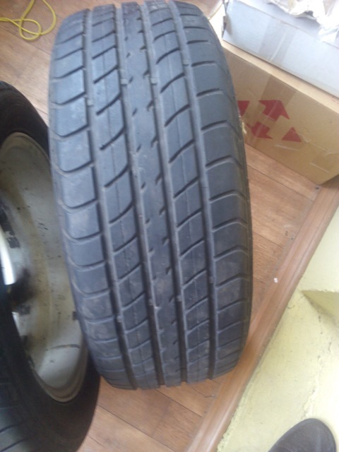 Продам пару Dunlop SP Sport 10 3E 195/50 залишок приблизно 6 мм. спроба №2 4
