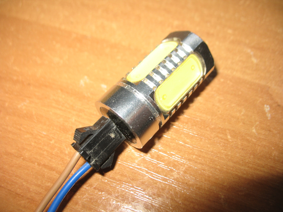 LED у задній хід 2
