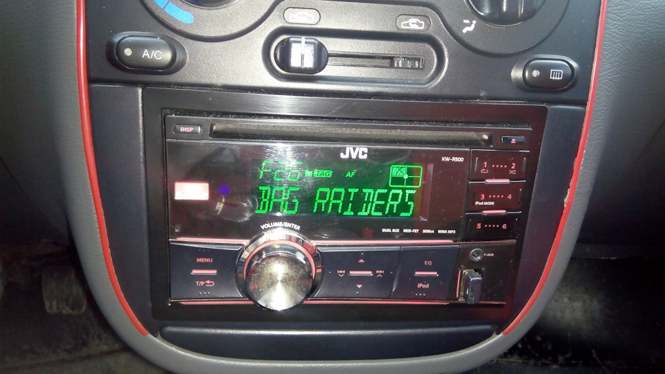 2 Din JVC 3