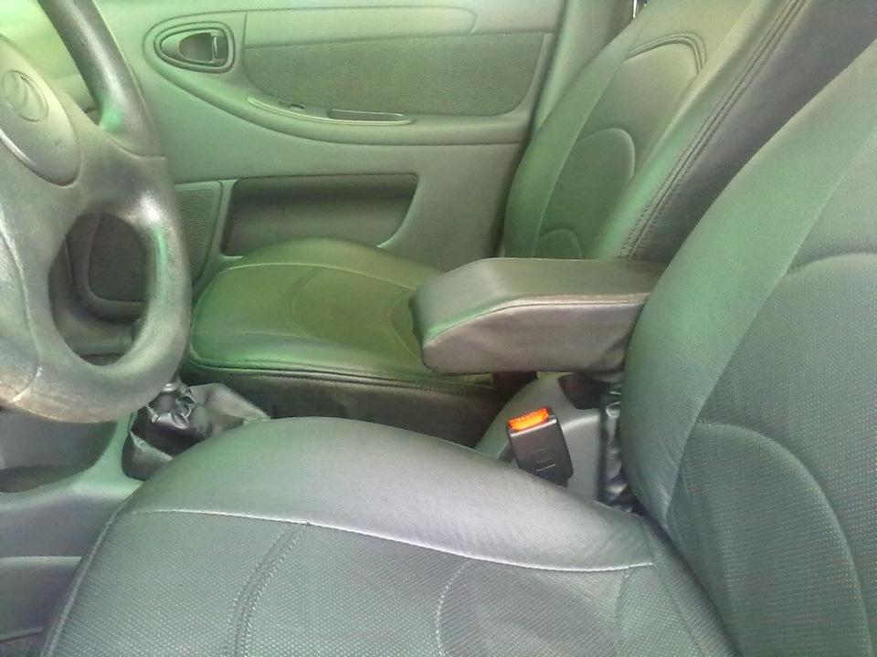 Підлокітник 3