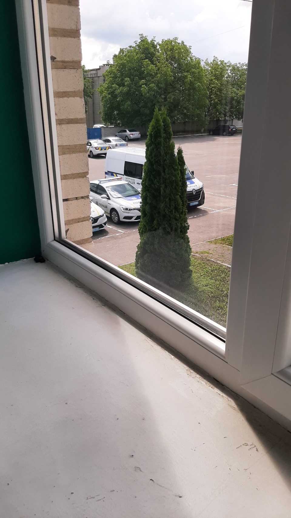 Зареєстрував 1