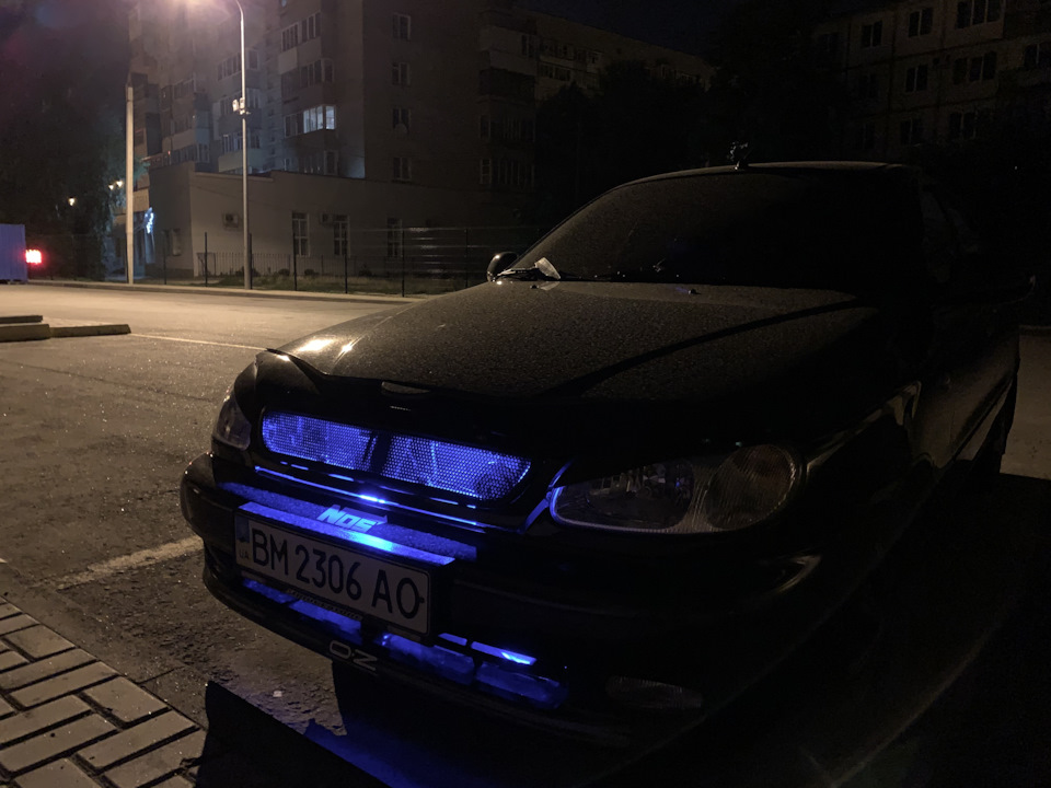 Підсвічування решітки радіатора (ерон-дон-дон) 3