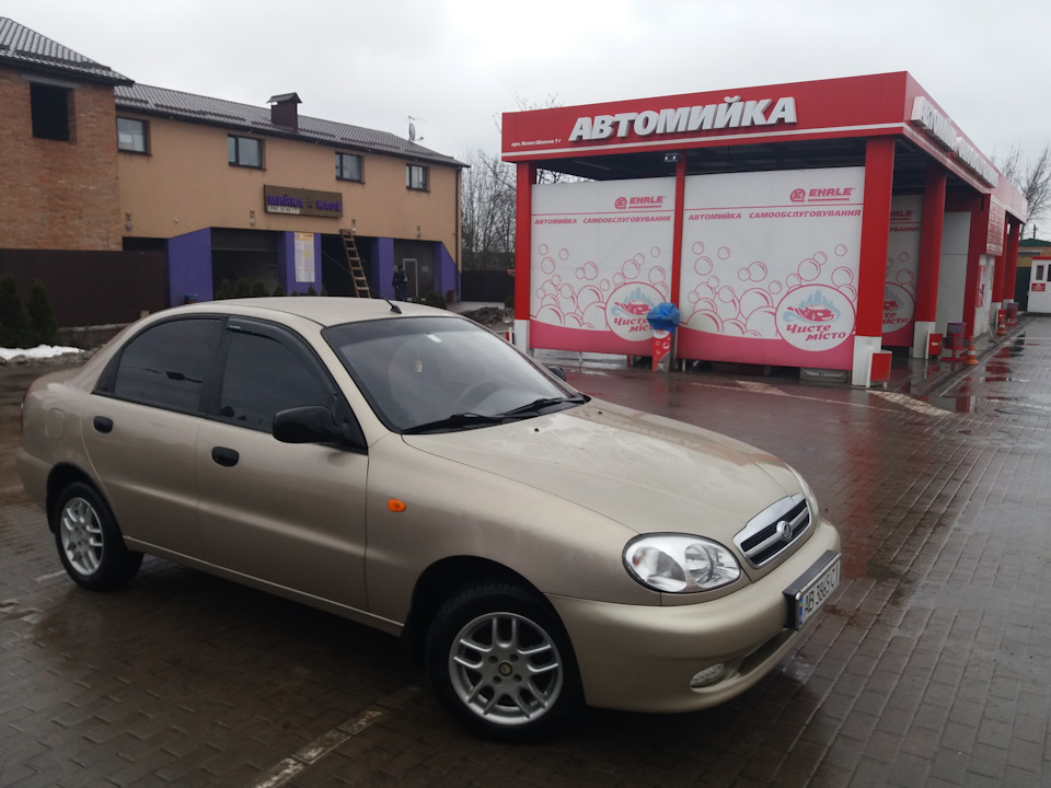 Автомійка самообслуговування 1