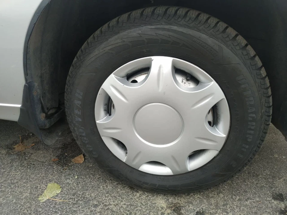 Зимова гума Goodyear Ultragrip Ice 2 175/70 r13 на Sens