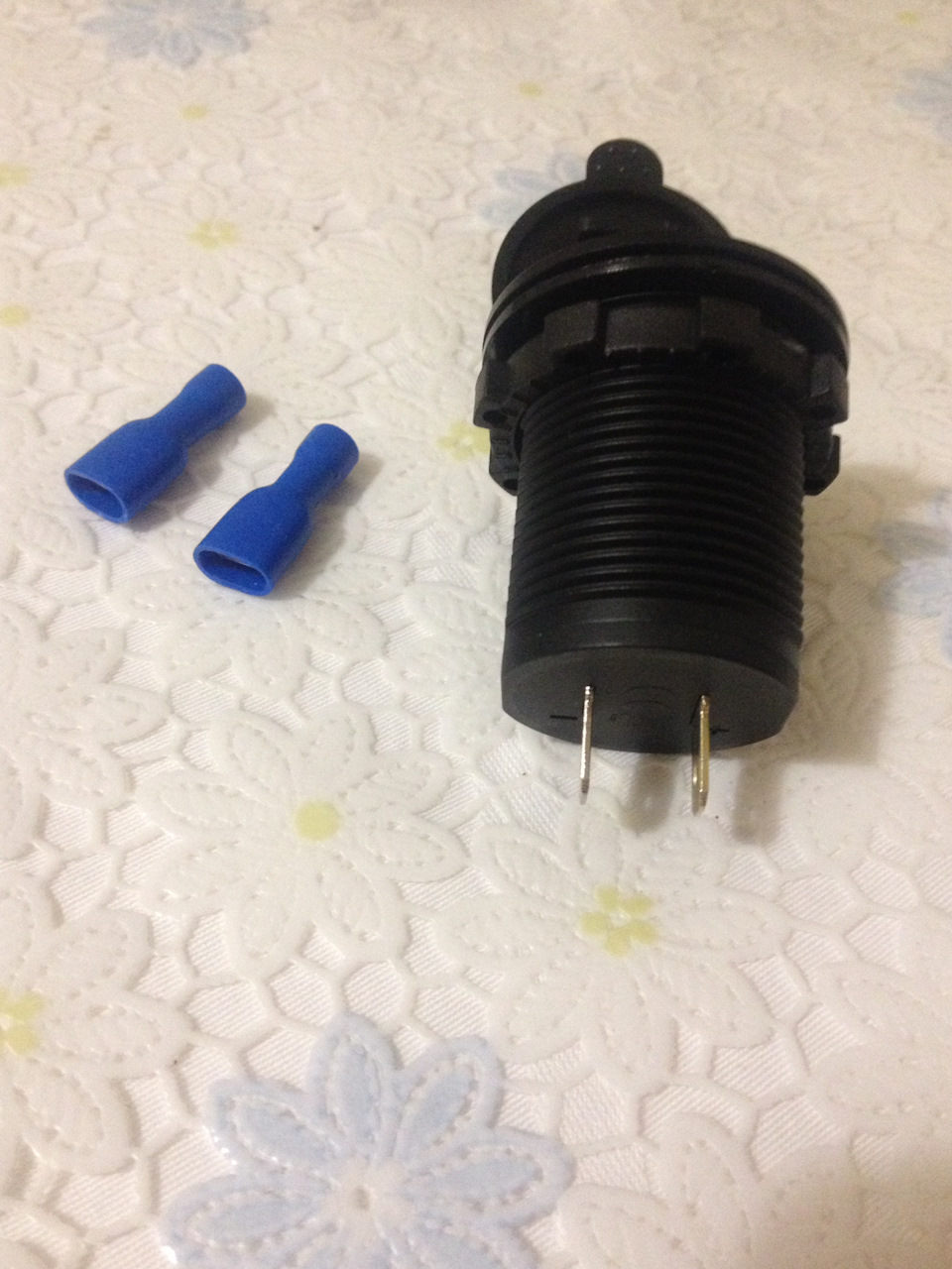 USB зарядка в салон. 2