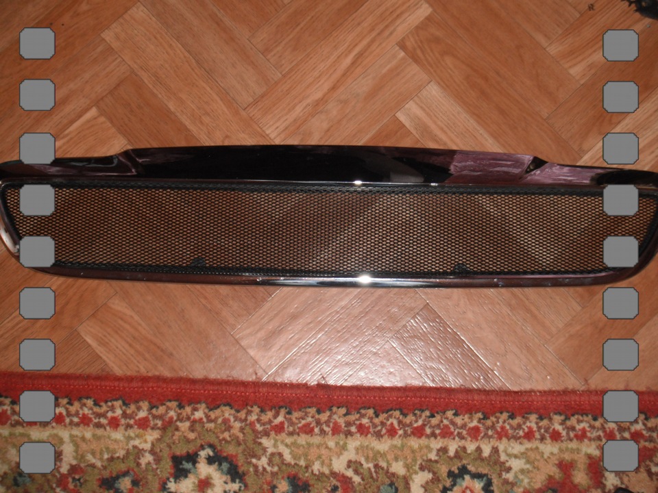Грати радіатора 4