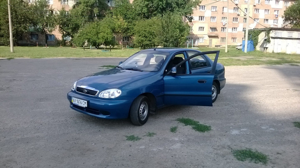 Закріпив запаску в багажнику 1
