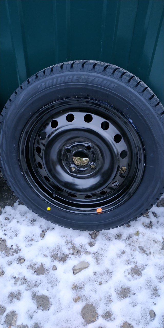 Bridgestone Blizzak Revo-GZ 3