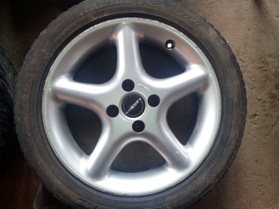 Купив диски brobert r 15 7j et 35. Поставив на машину 4