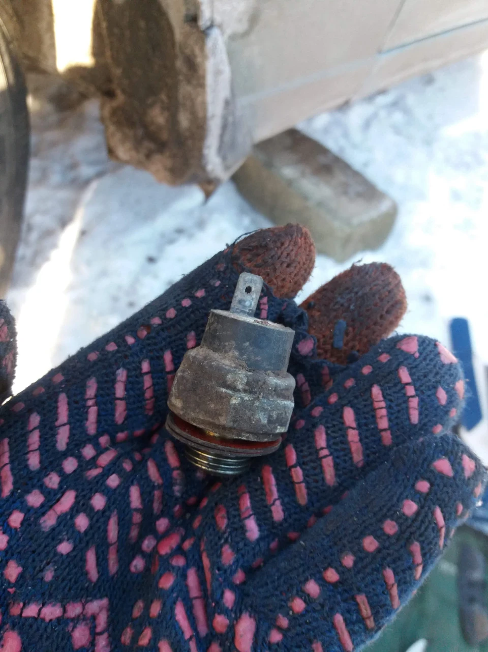 Колодки, свічки, датчик заднього ходу.