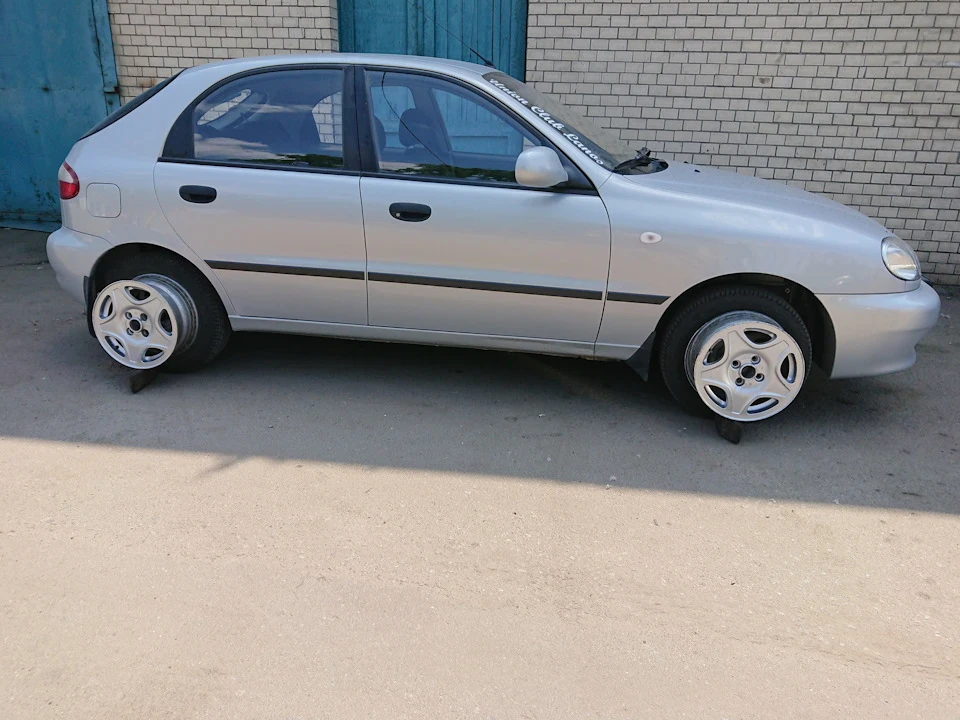 Тінани R14