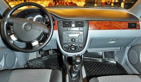 Daewoo Gentra 3
