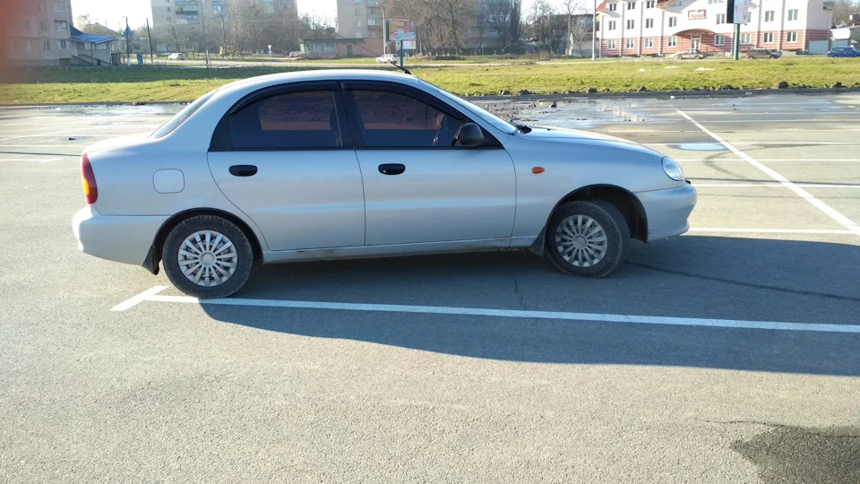 Просто хороший сонячний день на початку грудня.