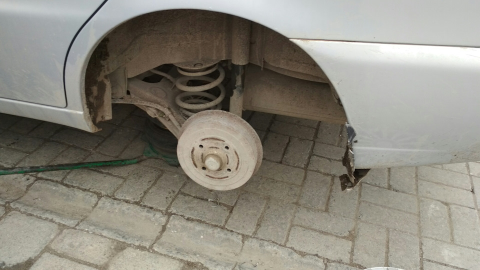 Зима не за горами, або міняємо літню гуму на зимову 4