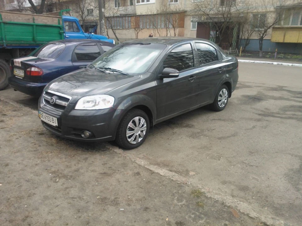 Змінив ковпаки)