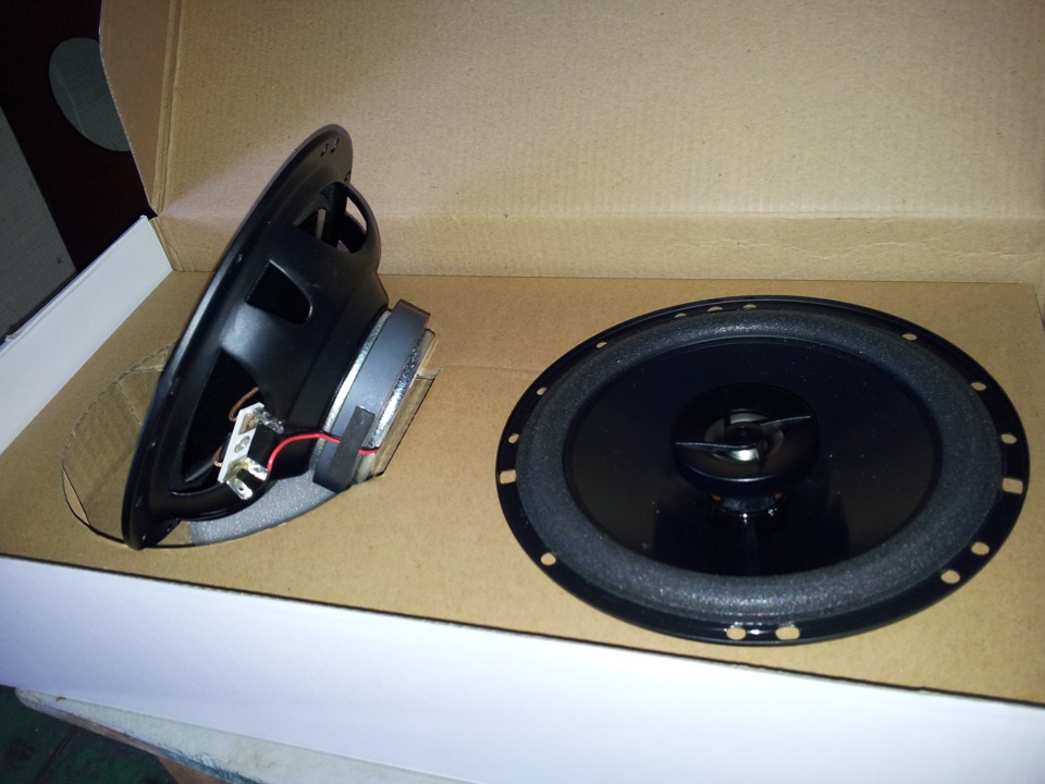 JBL-CS6 4