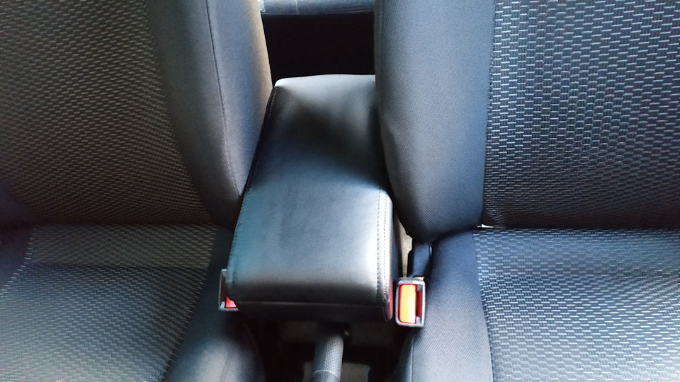 Підлокітник ARMREST 2