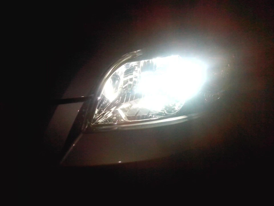 Габаритні лампи Falcon LED 9 SMD