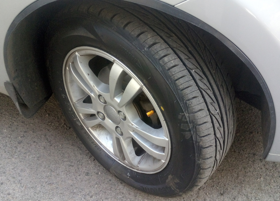 Bridgestone MY-02 Sporty Style 3